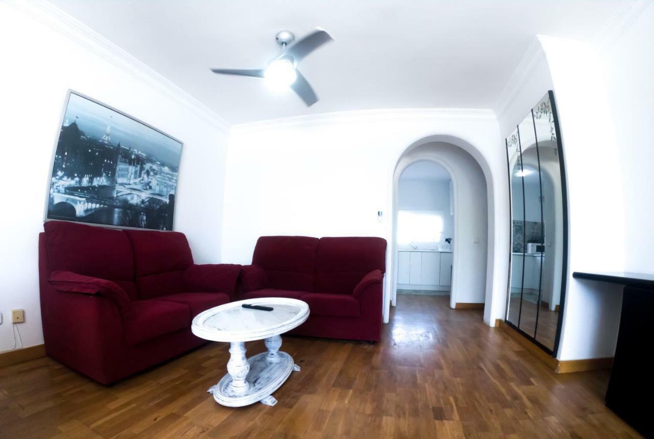 D'Agosta Beach Apartment อัลกูเดีย ภายนอก รูปภาพ